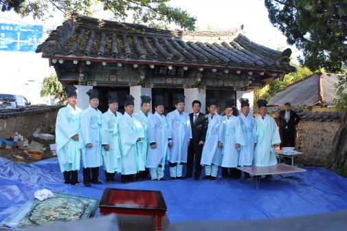 이칠구 포항시의회 의장, 흥해군수 중량제 봉행 참석