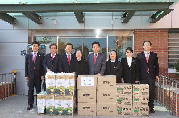 포항시의회, 군부대 및 사회복지시설 설맞이 위문